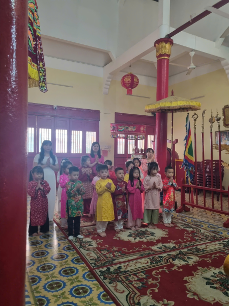 DÂNG HƯƠNG ĐỀN HÙNG