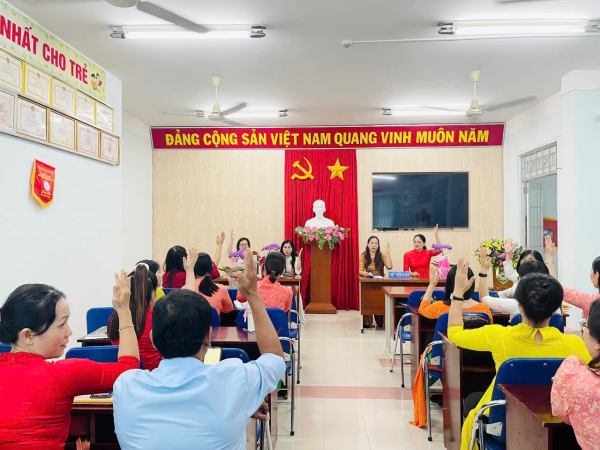 HỘI NGHỊ VIÊN CHỨC NGƯỜI LAO ĐỘNG NĂM HỌC 2025-2026