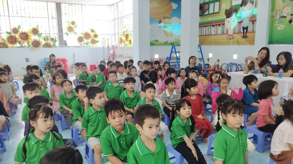 TUYÊN TRUYỀN NHA KHOA HỌC ĐƯỜNG VÀ TƯ VẤN VỆ SINH RĂNG MIỆNG